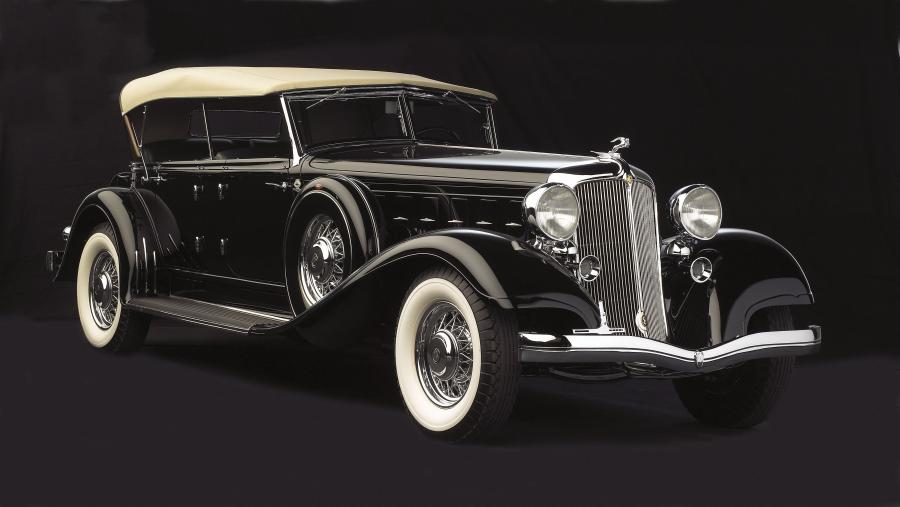 Chrysler CL Custom Imperial Dual Windshield Phaeton by LeBaron 1933 года  (фото 1 из 9)